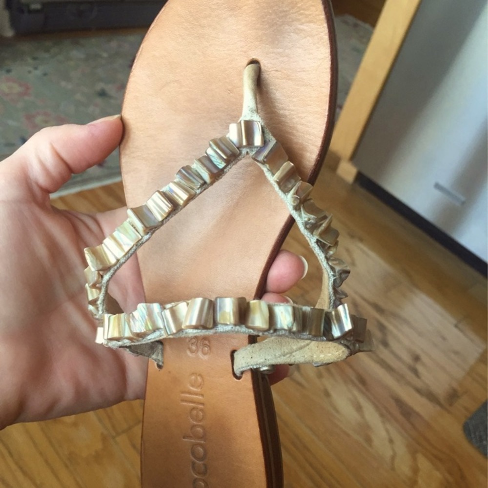 Cocobelle leather suede and shell flip flops, non skid